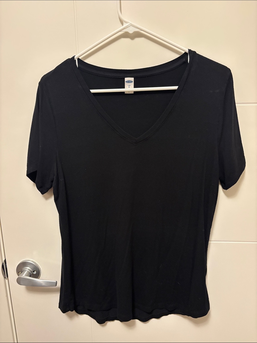 Black V-Neck Women's Top - Unbranded